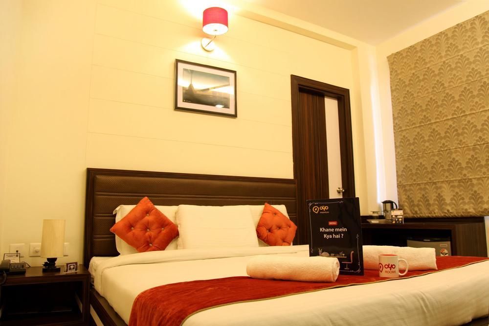 Collection O 45990 Premiere Villa Kakarmatha Bagian luar foto